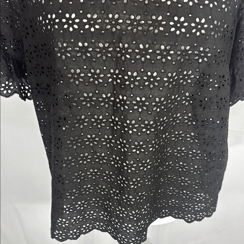 Brooks Brothers Red Fleece Black Eyelet Lace Blouse Size 12 - Picture 4 of 10